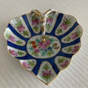 Porcelain Leaf Shaped Decorative Trinket Dish with Handle Blue with Florals